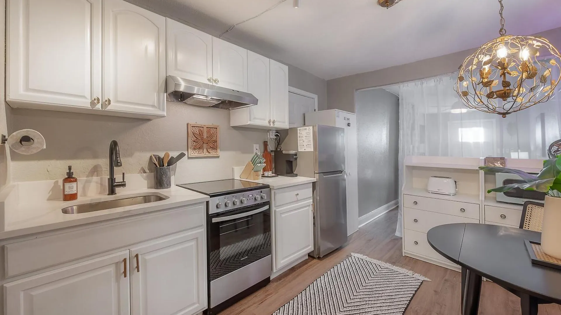 Charming Studio Apartment In West Tampa Perfect For Couples 1576