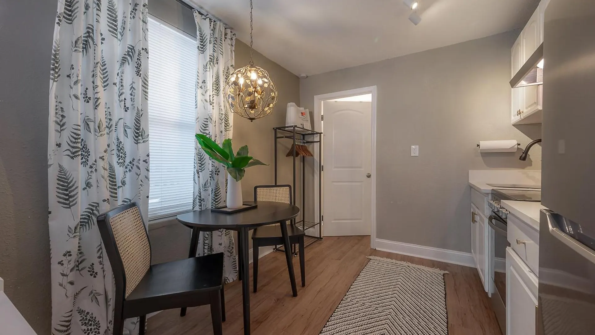 Prázdninový dům Charming Studio Apartment In West Tampa Perfect For Couples 1576