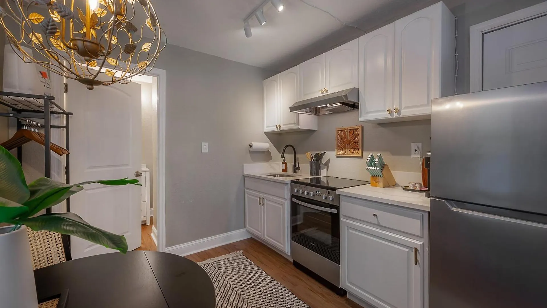 Charming Studio Apartment In West Tampa Perfect For Couples 1576 USA